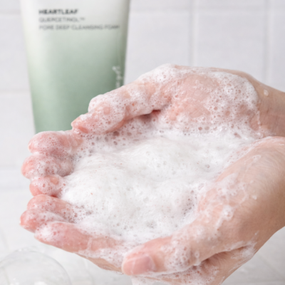 Espuma de Limpeza Facial ANUA Heartleaf Quercetinol Pore Deep para poros (150 Ml)