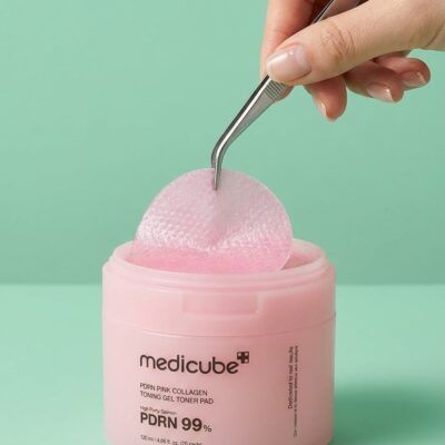 PDRN PINK COLLAGEN TONING GEL TONER PAD - ALMOFADAS COM PDRN E COLAGENO MEDICUBE - 70 PADS